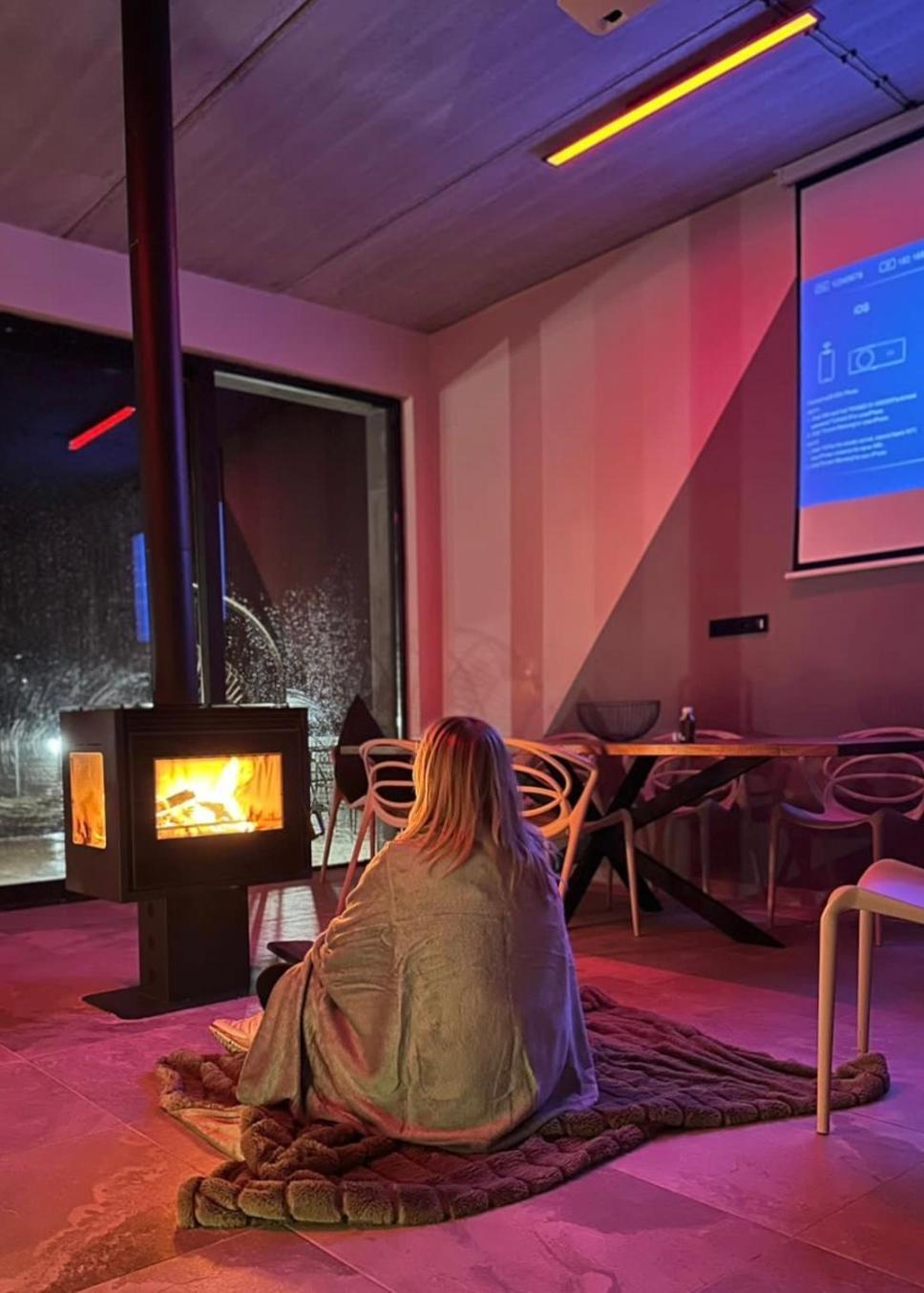 Alpine Escape Kazbegi Villa Bagian luar foto